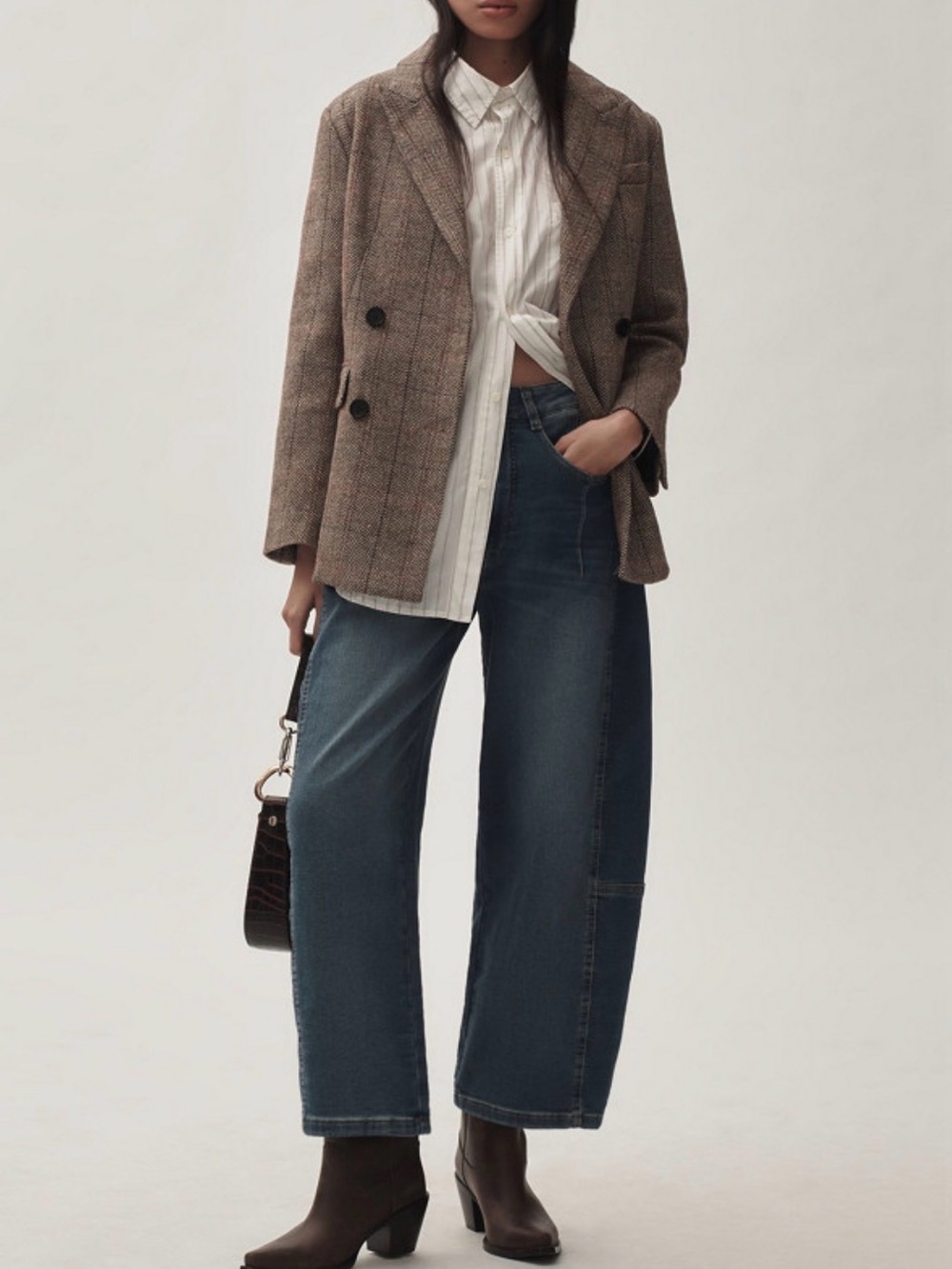 The Kenna Mid-Rise Heritage Barrel Jeans by Pilcro: Denim-Knit Edition 32